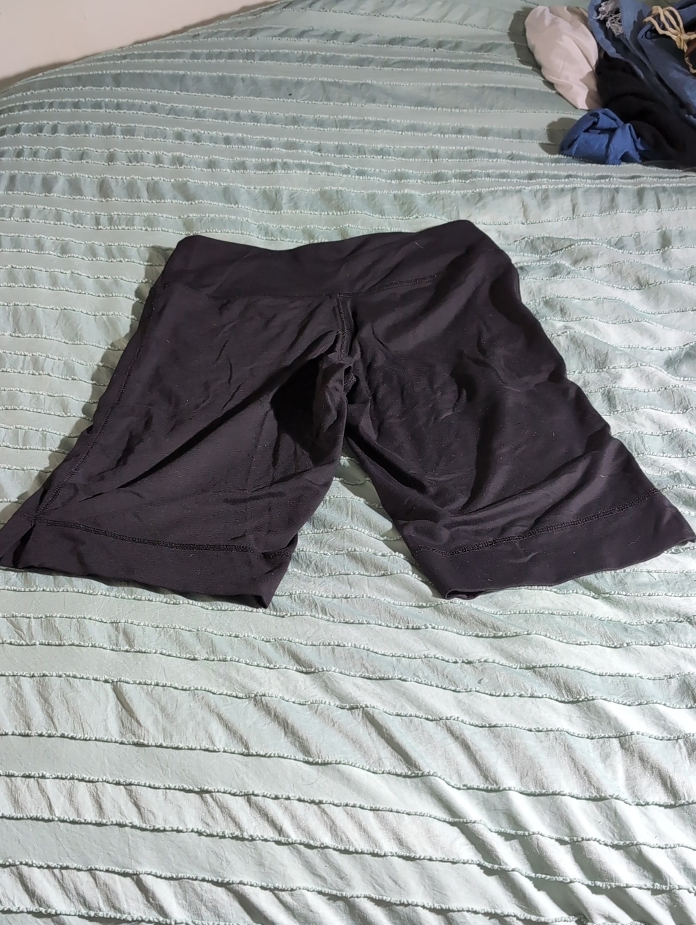 XS Joe Fresh Black Exercise Shorts - Picture 2 of 5